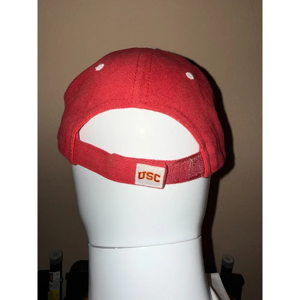 Captivating Headgear USC Trojans‎ NCAA Football Men's Cap Red Strapback Hat